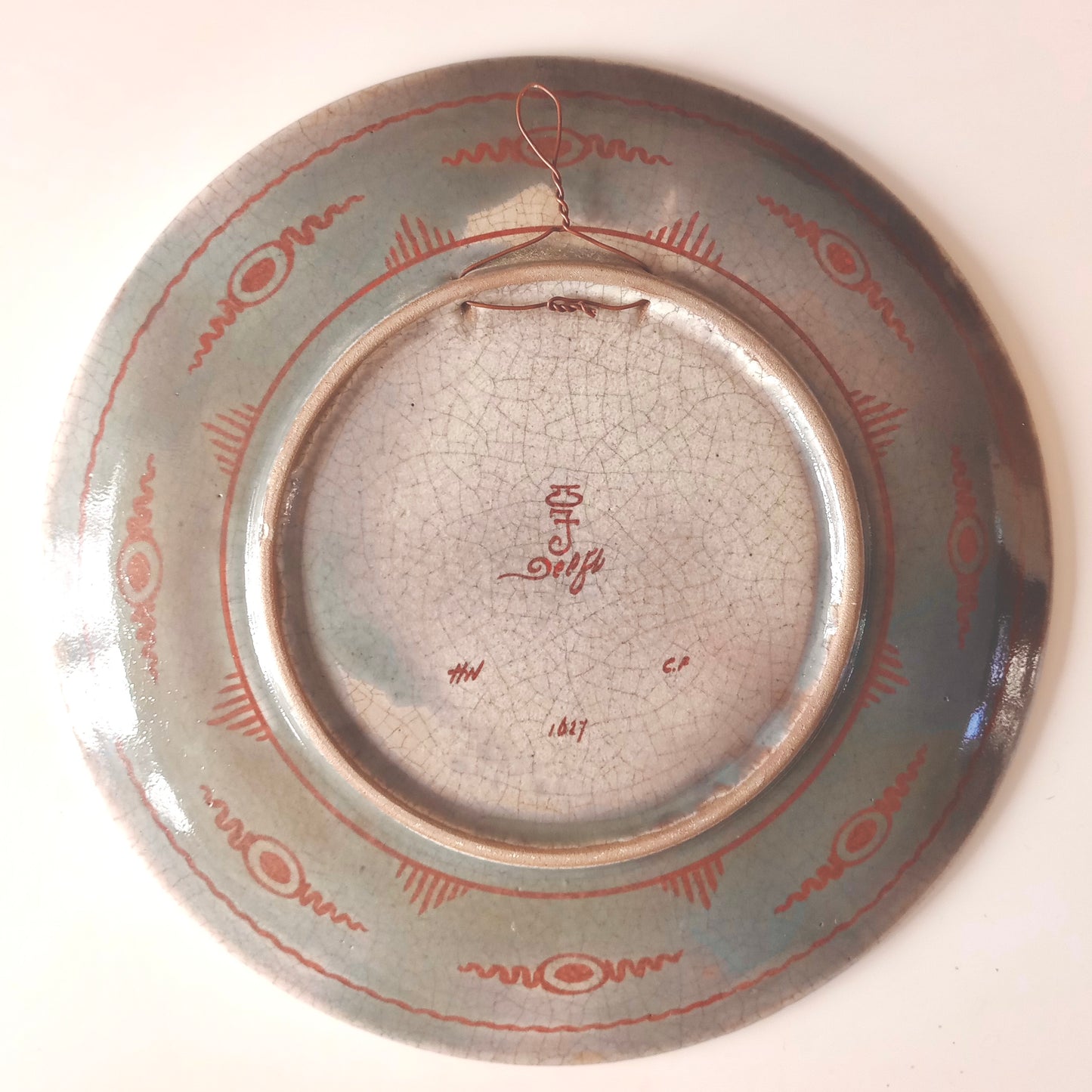 craquelé decorated platter