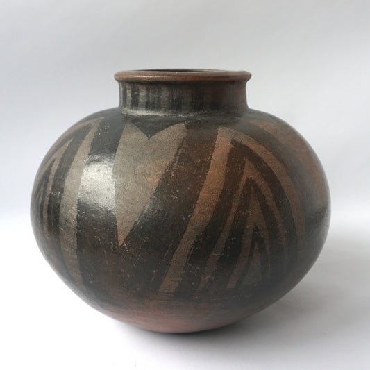 terracotta vase tribal