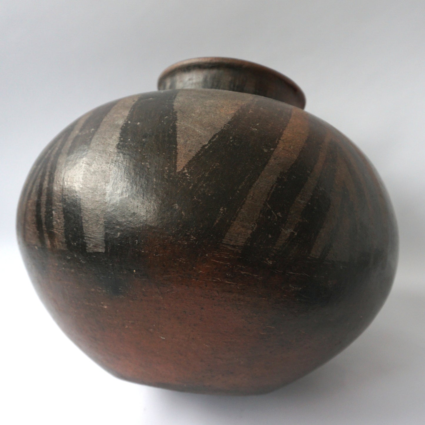 terracotta vase tribal