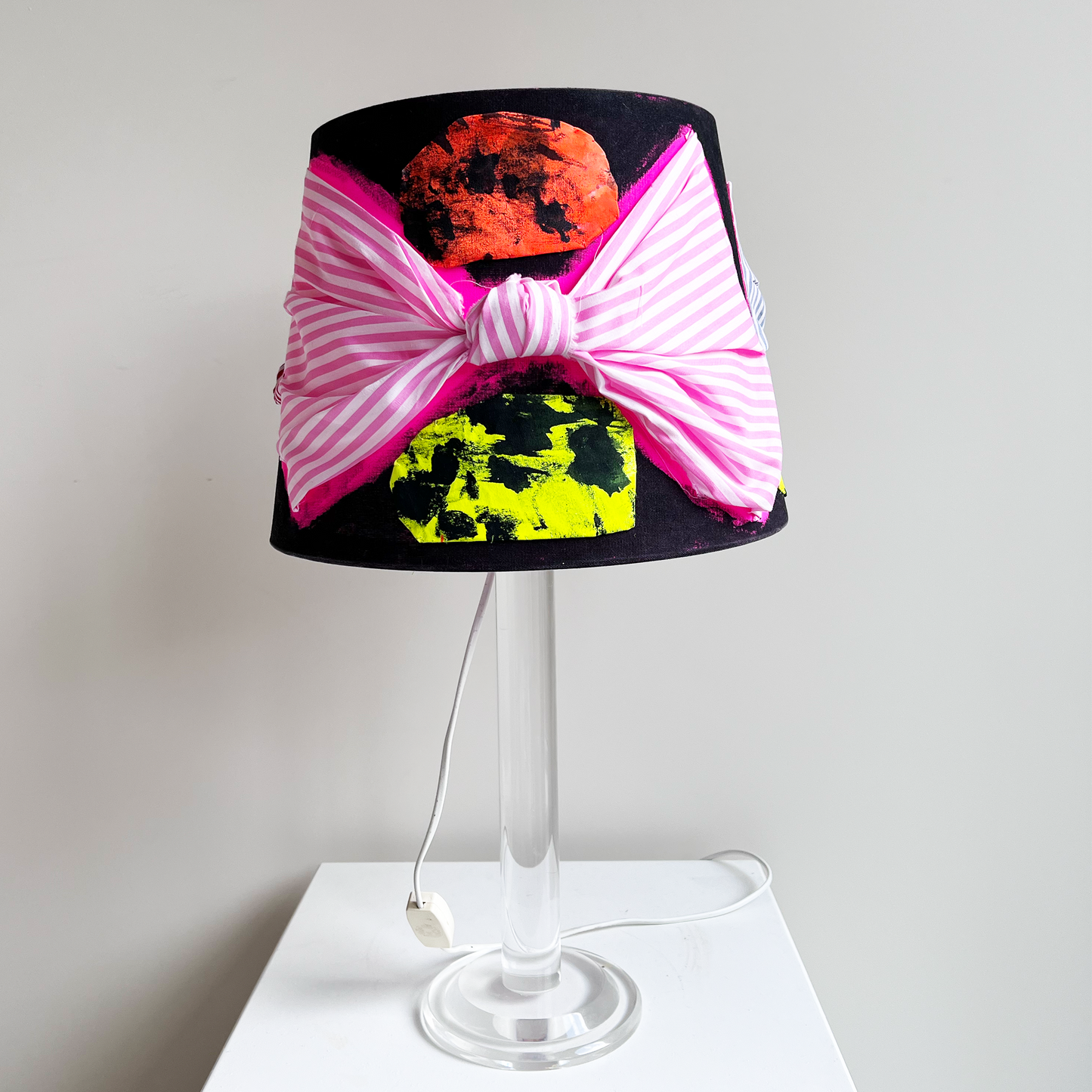 lampshade "Bows"